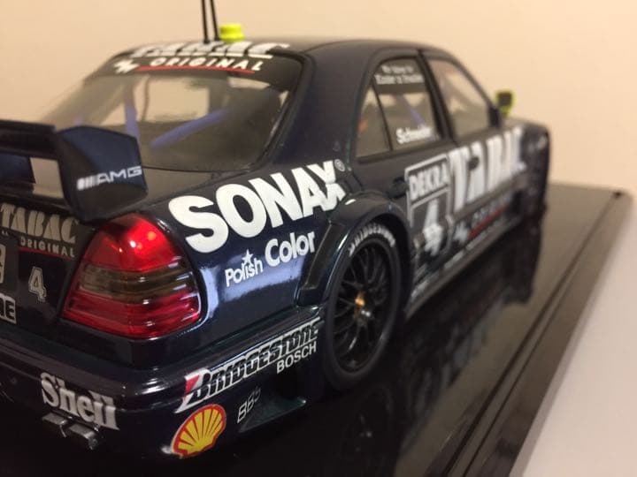 メルセデスベンツ DTM 1/18スケール