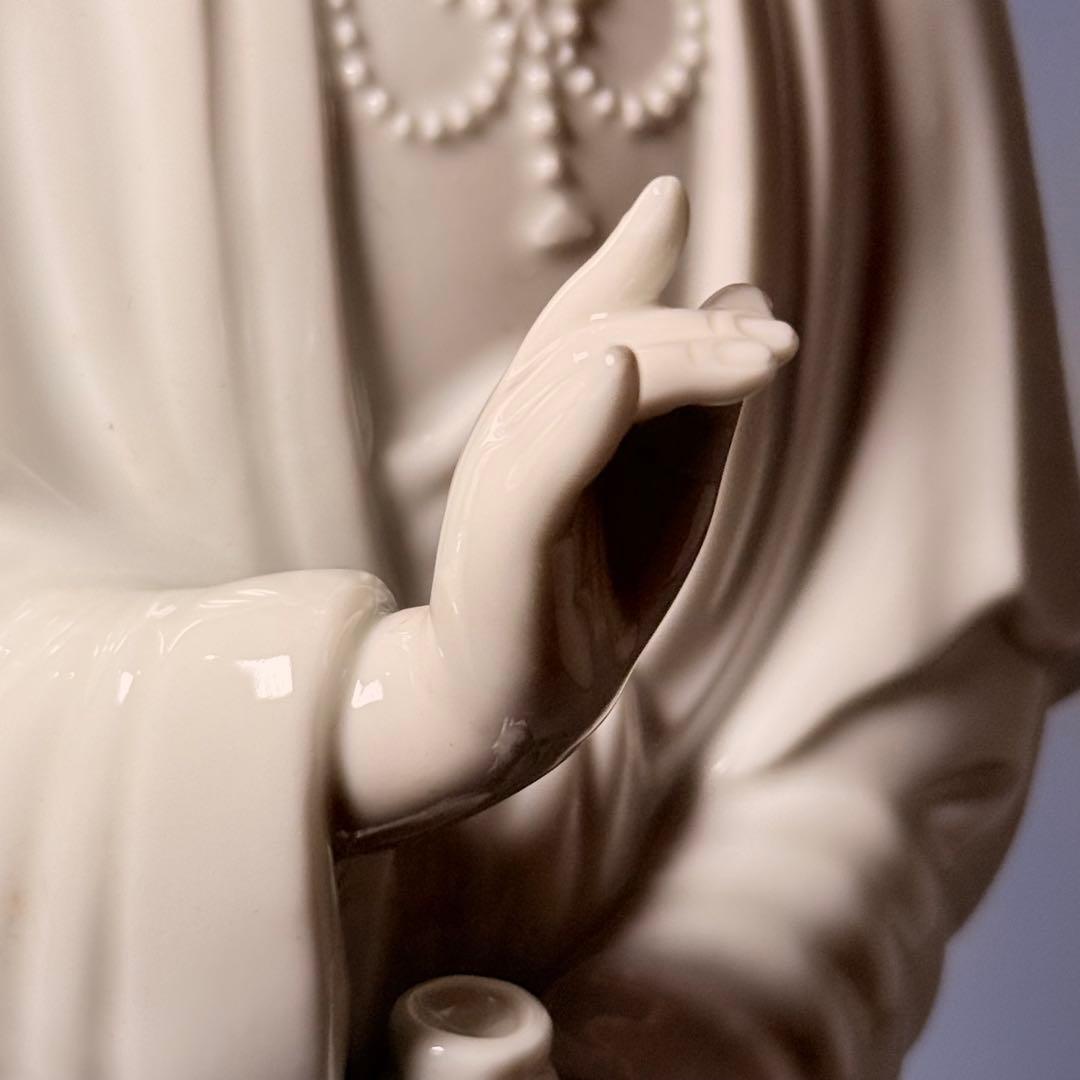 伊万里　鍋島　長春窯　白磁観音像　共箱有り　高さ45㎝