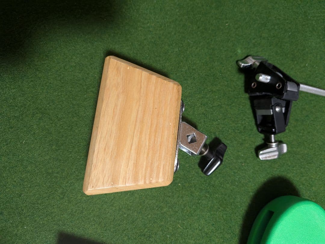 ドラム　パーカッション　カウベル