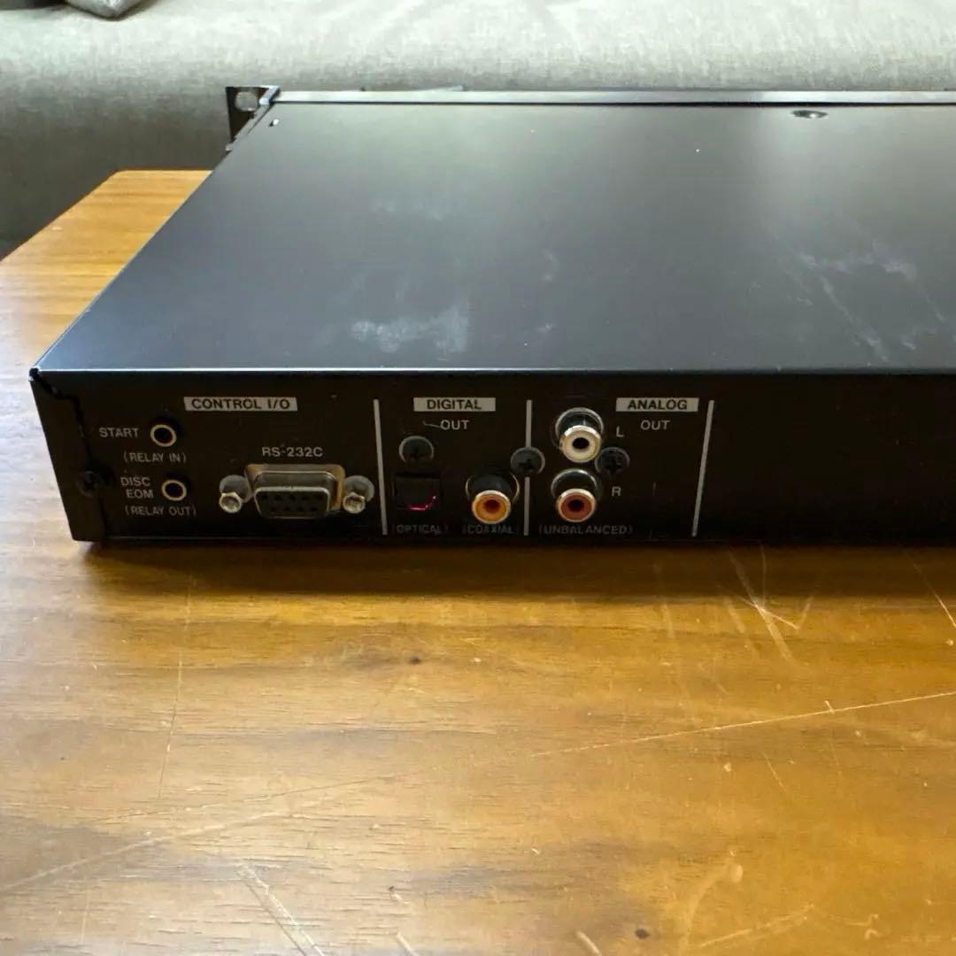 TASCAM CD-500 CDプレーヤー