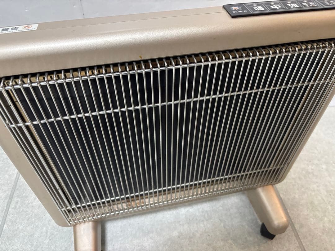 日本遠赤外線株式会社　暖房機器　サンルーム800EX