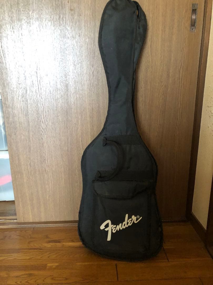 Fender Stratocaster ブラックエレキギター