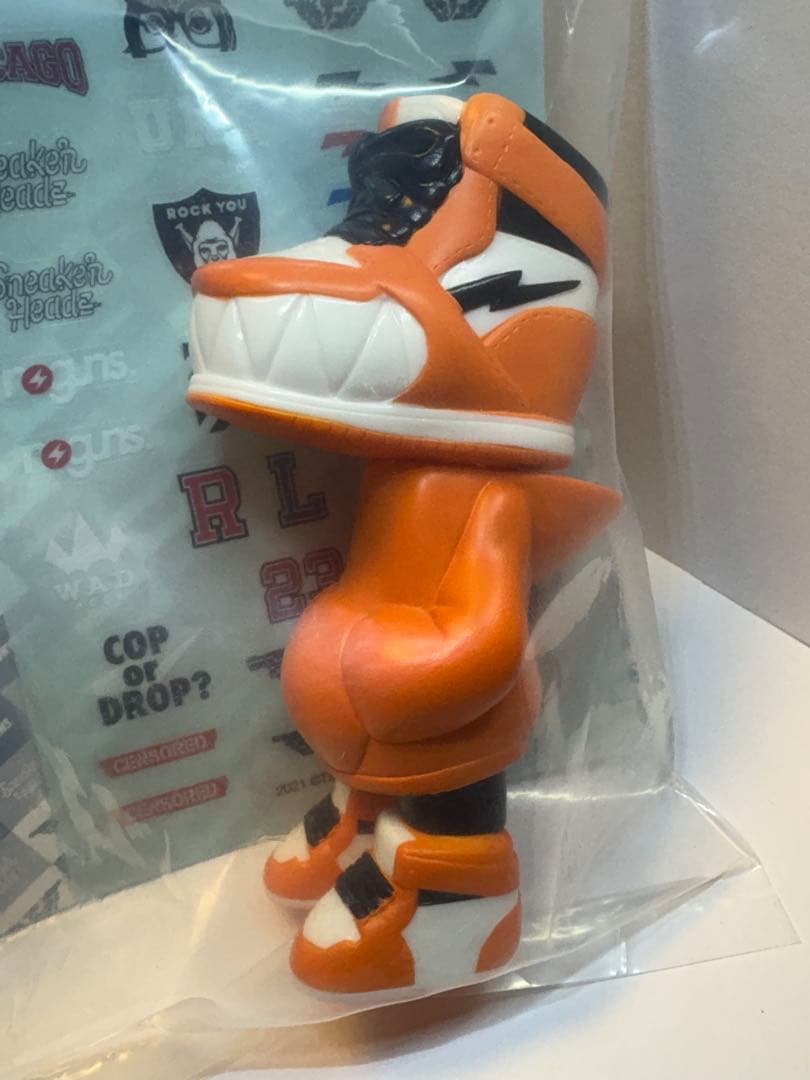 最終セール　TOKYOGUNS スニーカーヘッド/AJ　T-BASE限定カラー