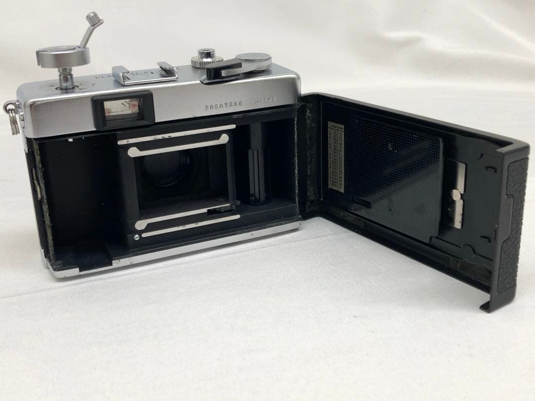 YASHICA Electro 35 MCフィルムカメラ