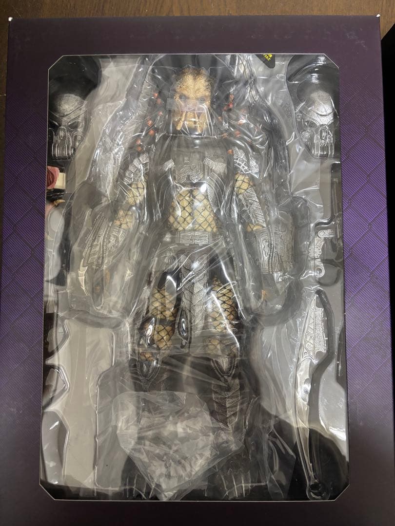 ホットトイズ ケルティックプレデター2.0 PREDATOR MMS221