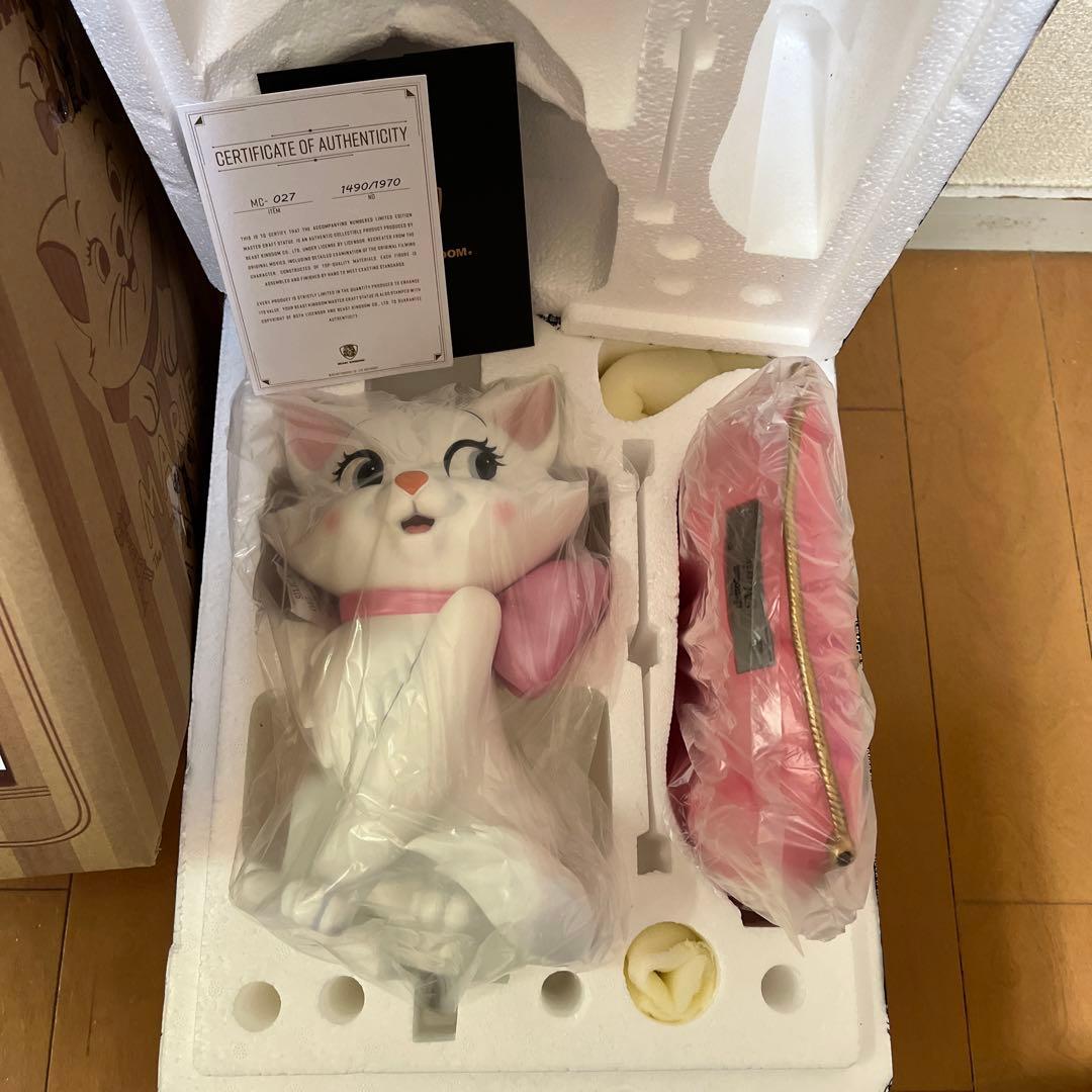 ディズニー　おしゃれキャットマリー　置物