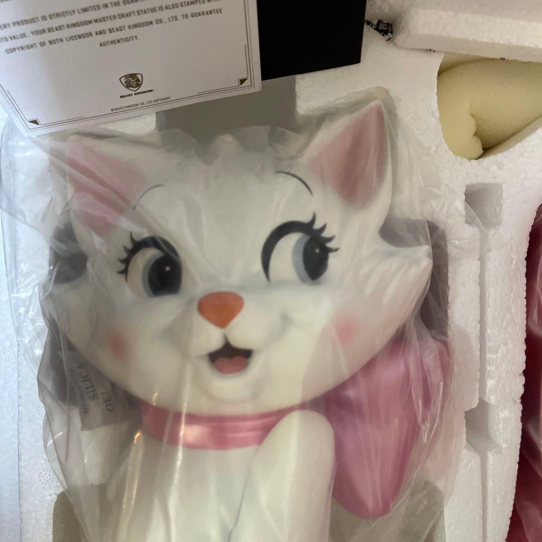 ディズニー　おしゃれキャットマリー　置物