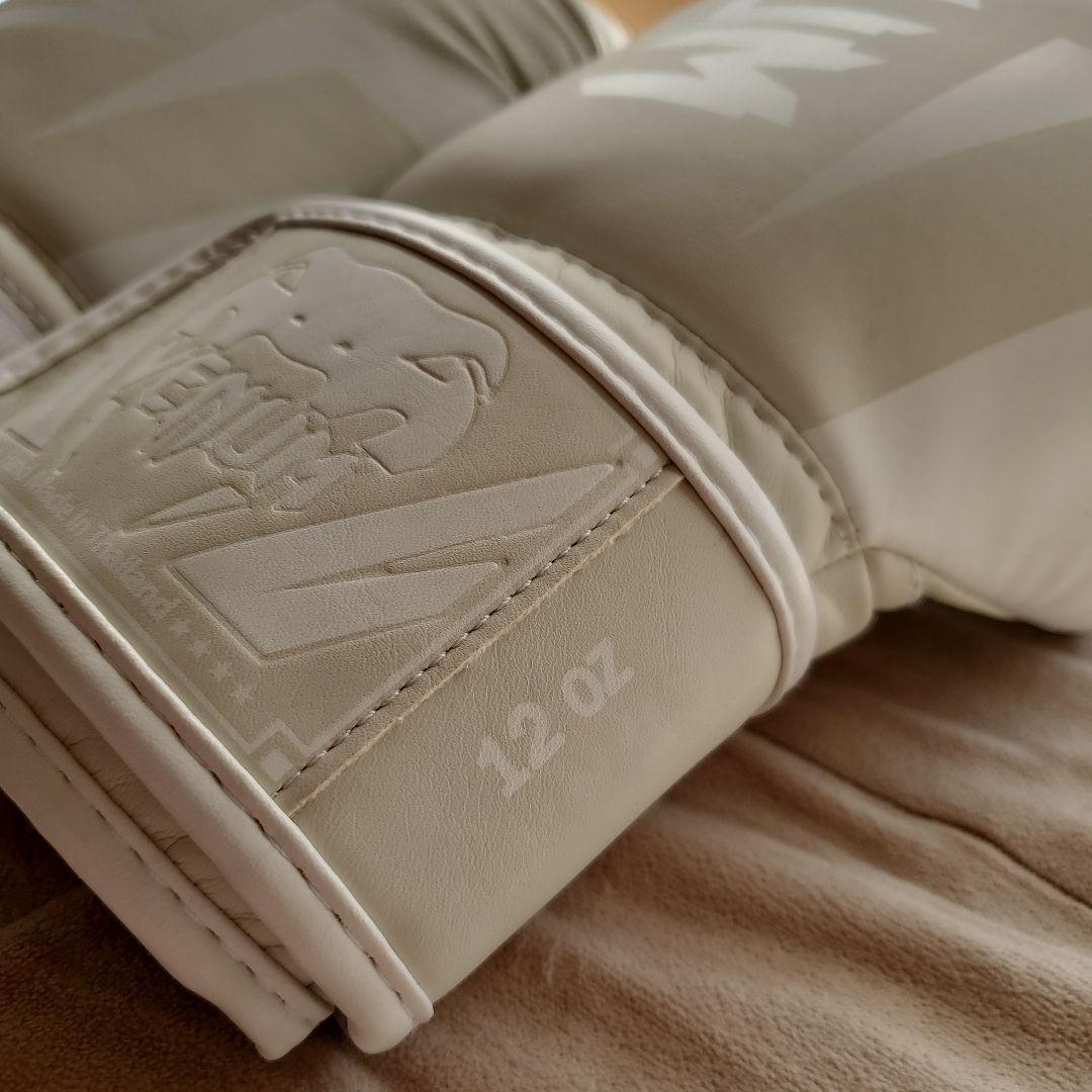 Venum ボクシンググローブ 12オンス