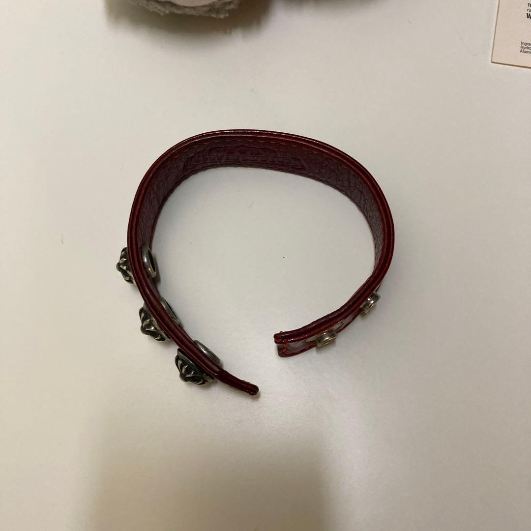 クロムハーツエナメルレザーブレスレット