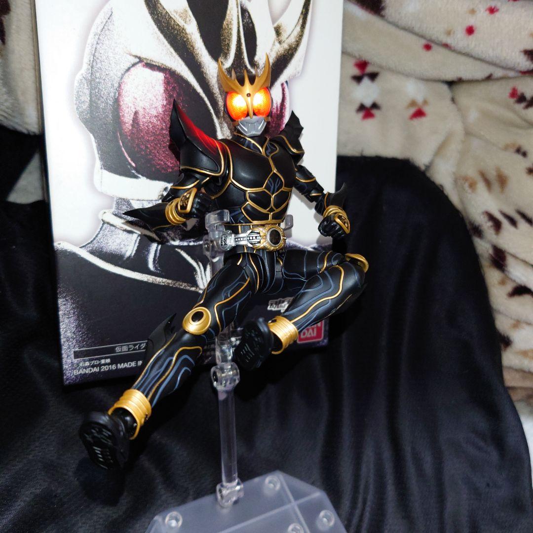 真骨彫　仮面ライダークウガ　アルティメットフォーム&発光頭部ver.2　カスタム