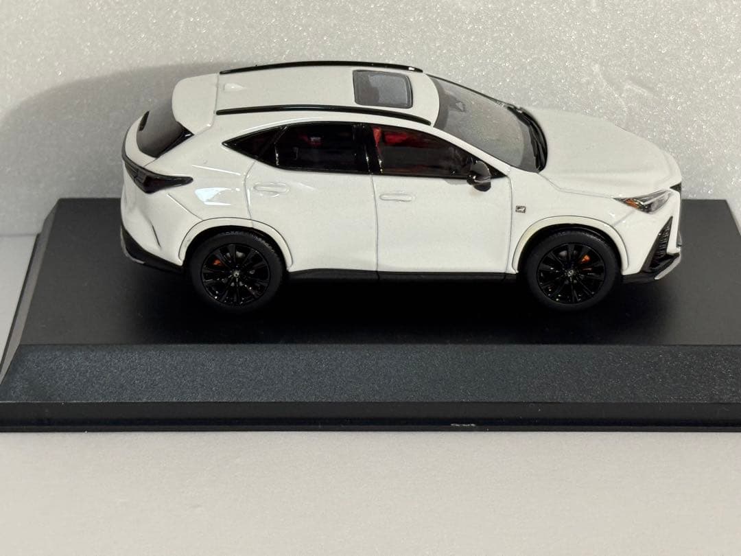 Lexus NX \"F SPORT\" 京商 1/43 レクサス 350h NX