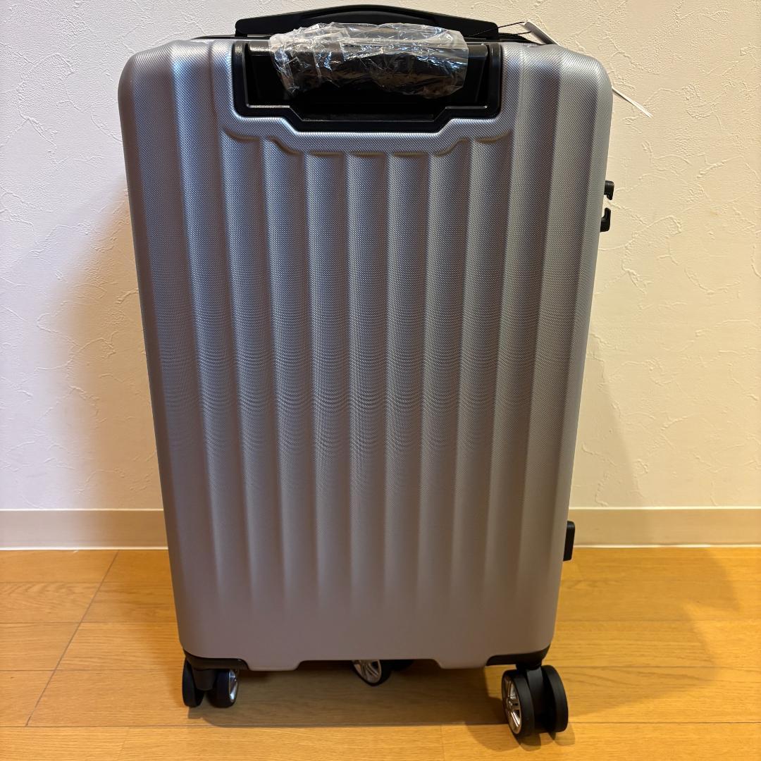 新品半額 日本ブランド スーツ キャリーケース Mサイズ 68L シルバーグレー