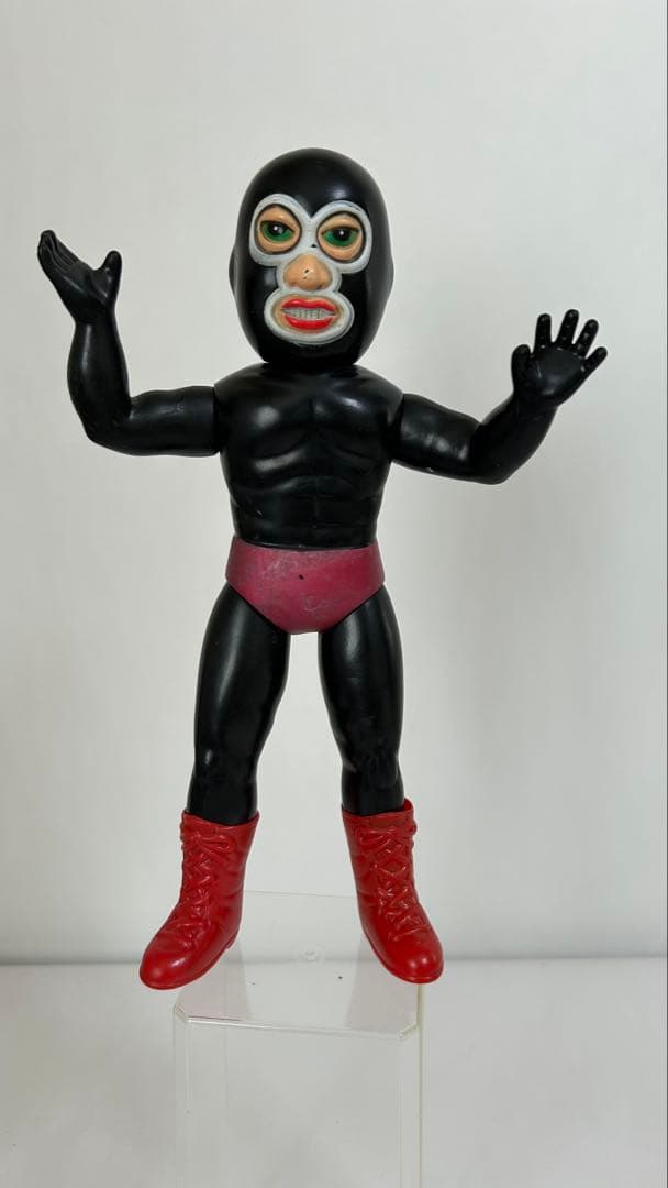 ミスターシャドー　タイガーマスク　ソフビ　フィギュア