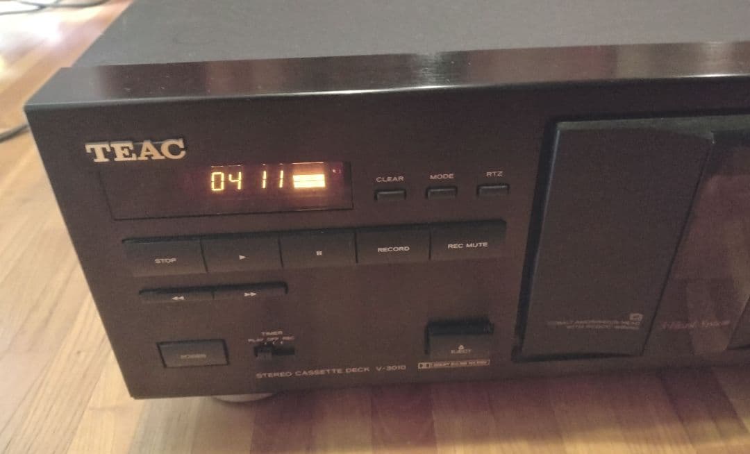 TEACステレオカセットデッキV3010中古整備完動品(リモコン付)