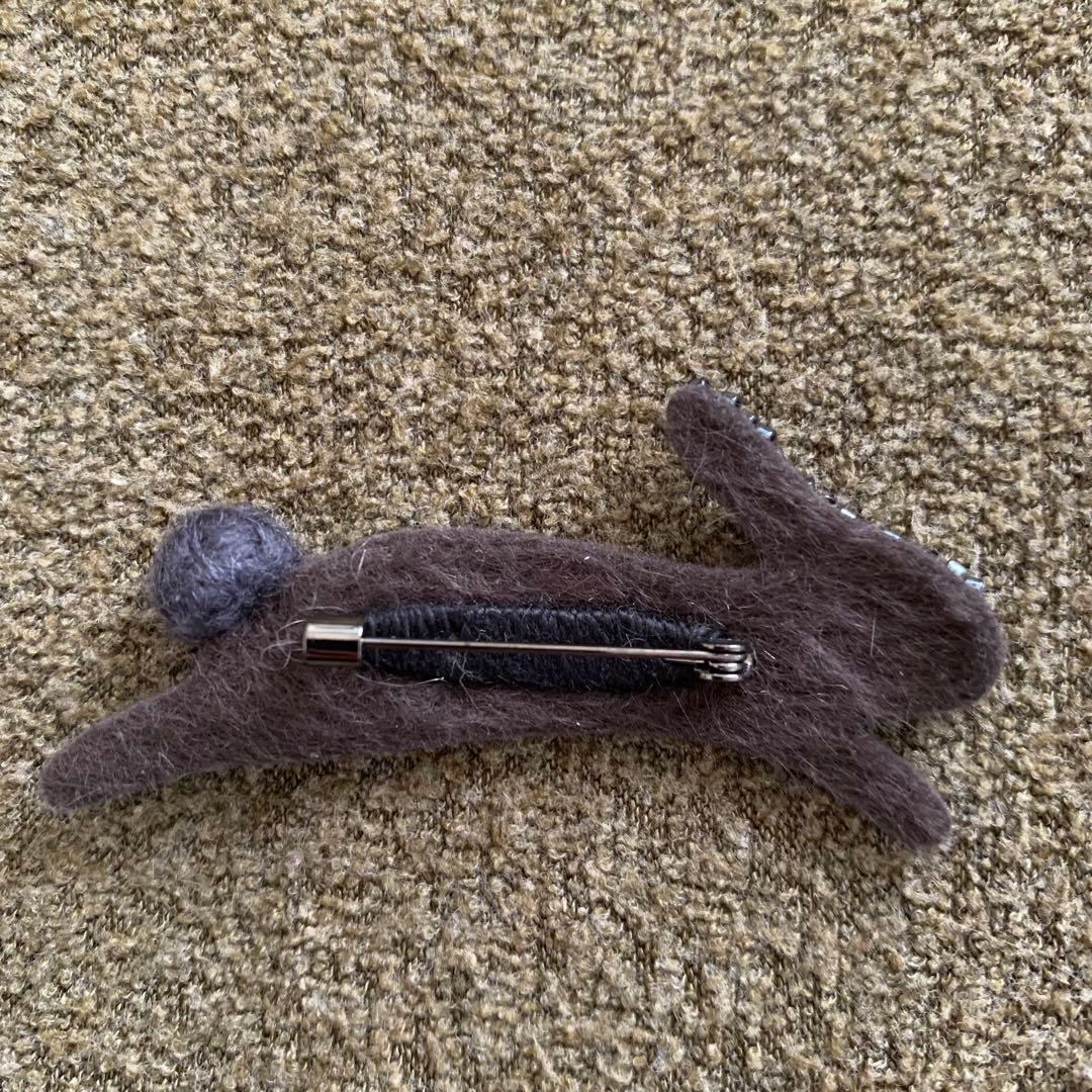 ミナペルホネンbunnyブローチ　2点セット