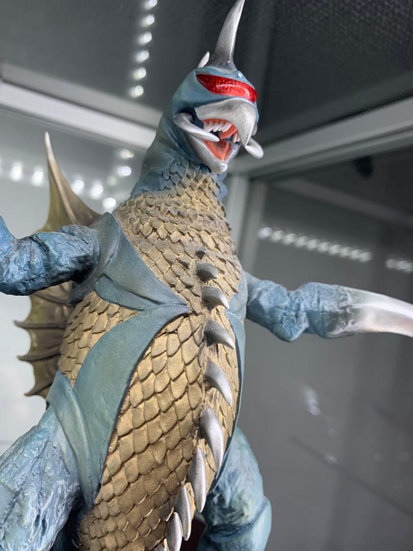 ガイガン　フィギュア　1972