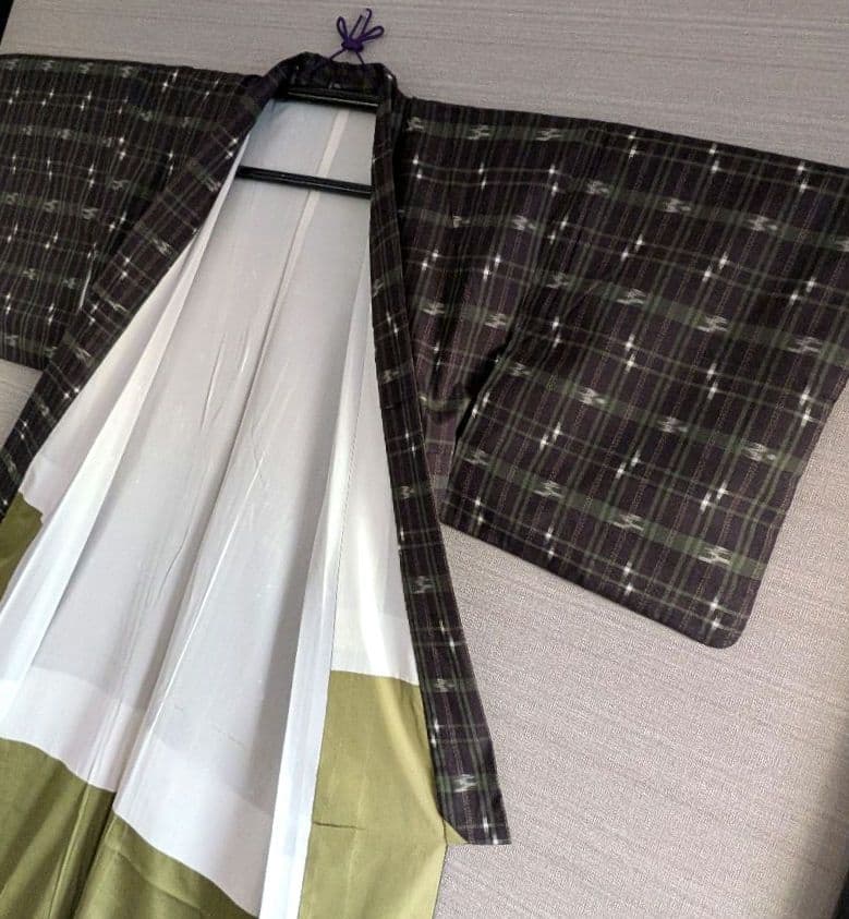 正絹紬　袷小紋　琉球絣模様