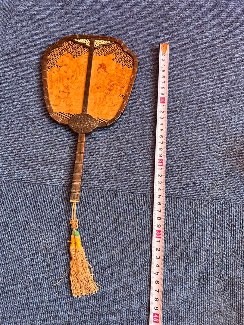 1046  中国美術 唐木造 白檀透彫刻 翡翠 軍配型硯屏 団扇　唐物　時代物