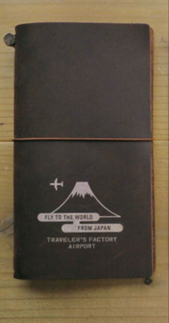 値引可★成田空港限定　トラベラーズノート　レギュラーサイズ　ラッピング済