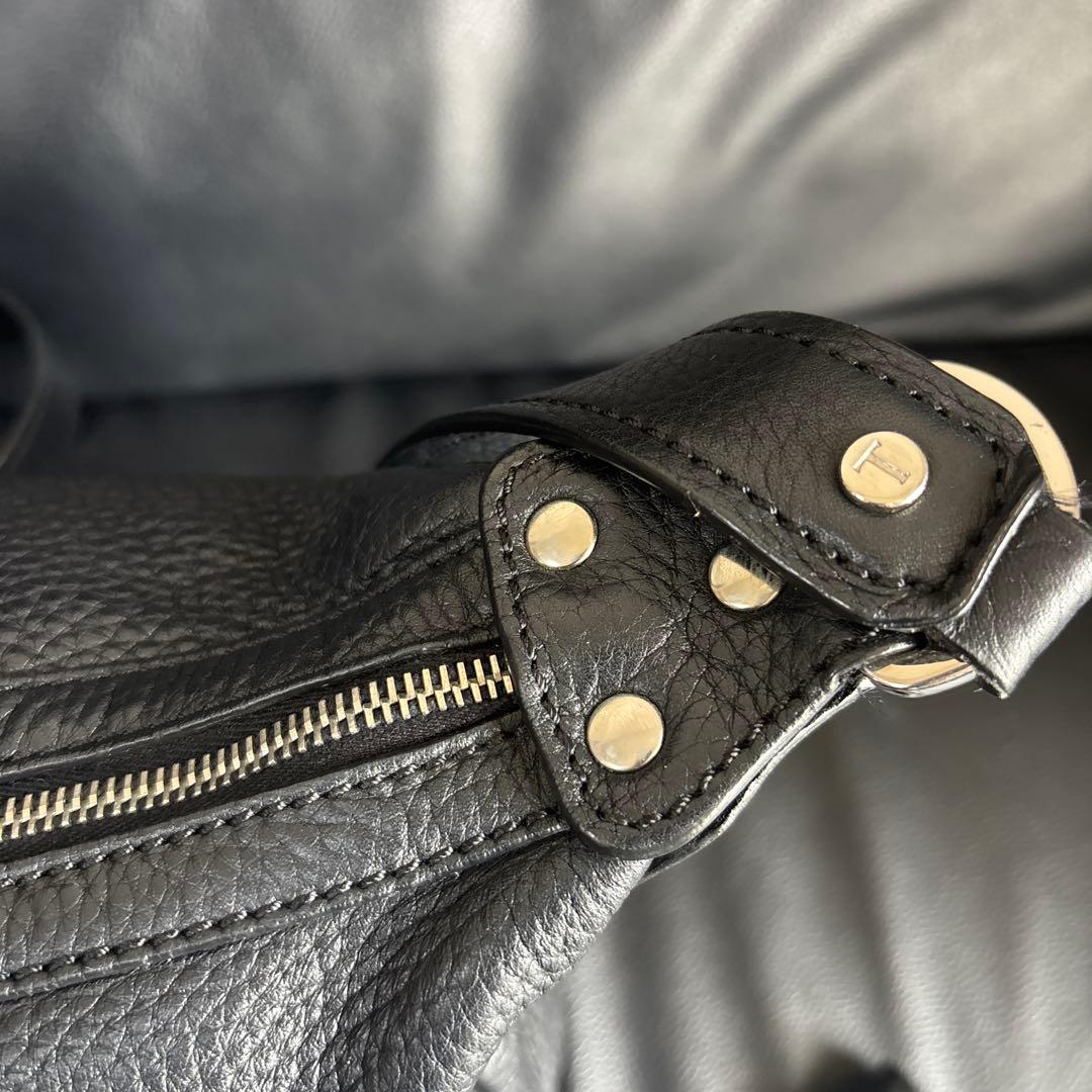 美品TOD'S レディースショルダーバッグ　ワンショルダーバッグ