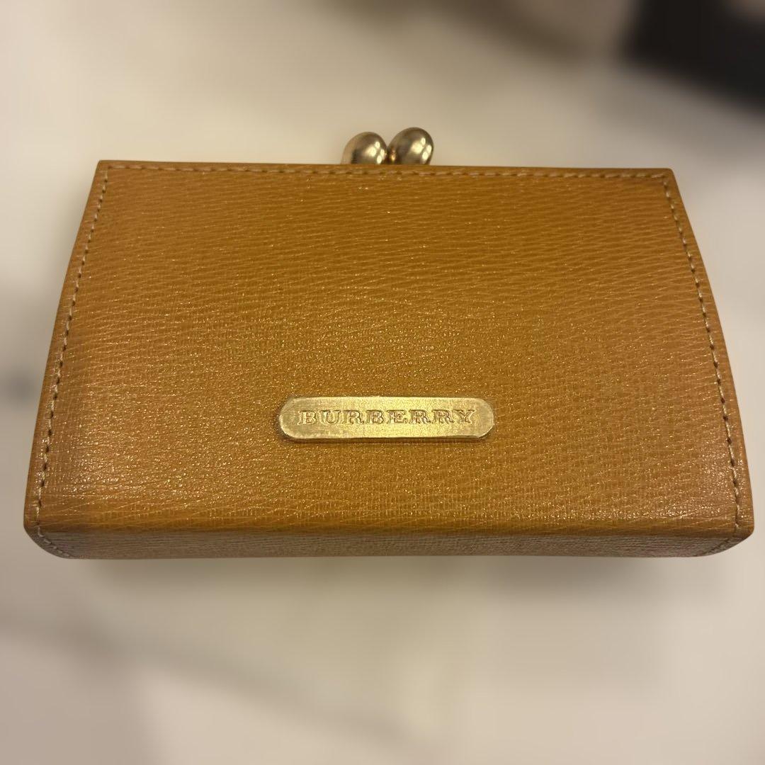 新品未使用　バーバリー　ノバチェック　二つ折り財布　がま口　レザー　黄色