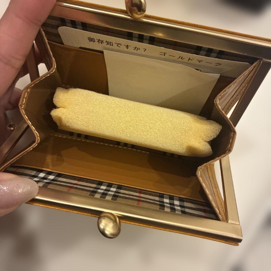 新品未使用　バーバリー　ノバチェック　二つ折り財布　がま口　レザー　黄色