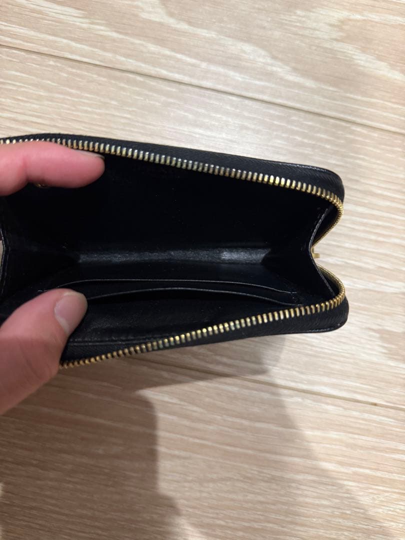 PRADA マルチケース