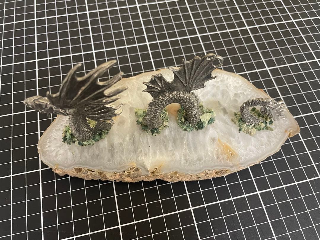 天然石　ドラゴン　置き物