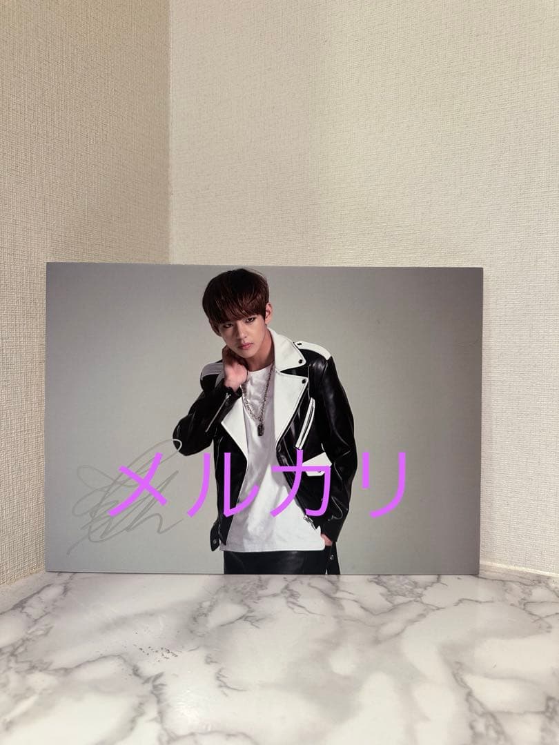 ☆貴重当選品⭐︎ BTS Vテヒョン 直筆 サインパネル　2枚セット