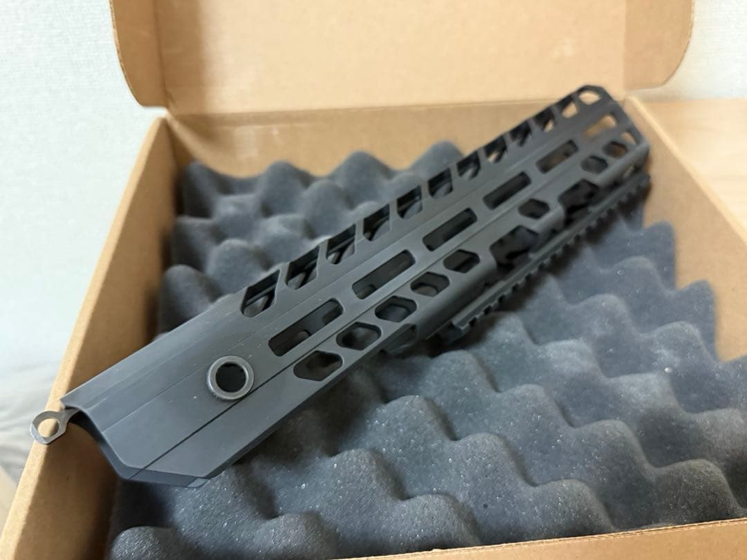 新品未使用 SIG SAUER MCX VIRTUS ハンドガード 実物