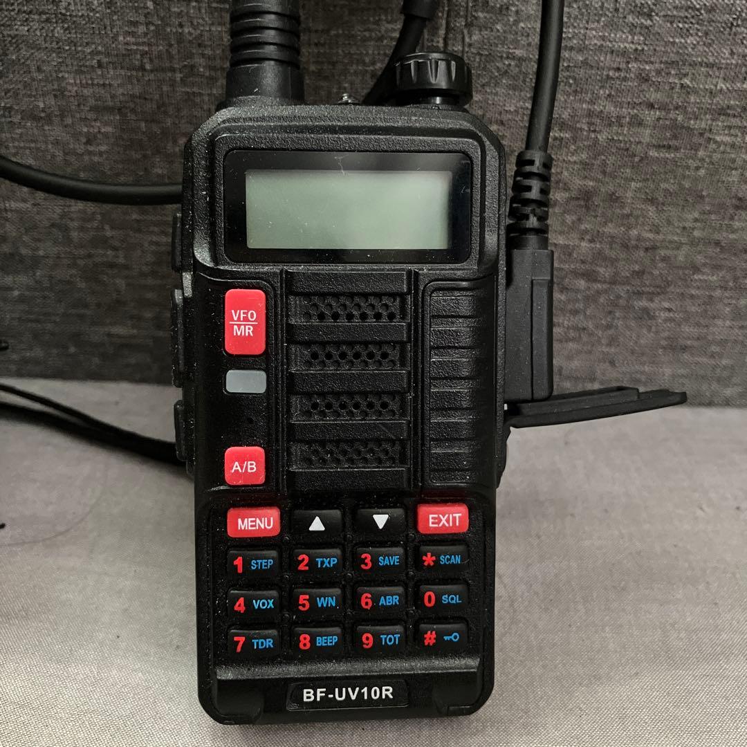 トランシーバー BAOFENG BF-UV10R & BF-UV5R