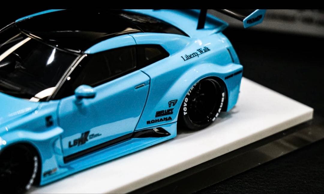 アイドロン　LBWK make up GTR R35