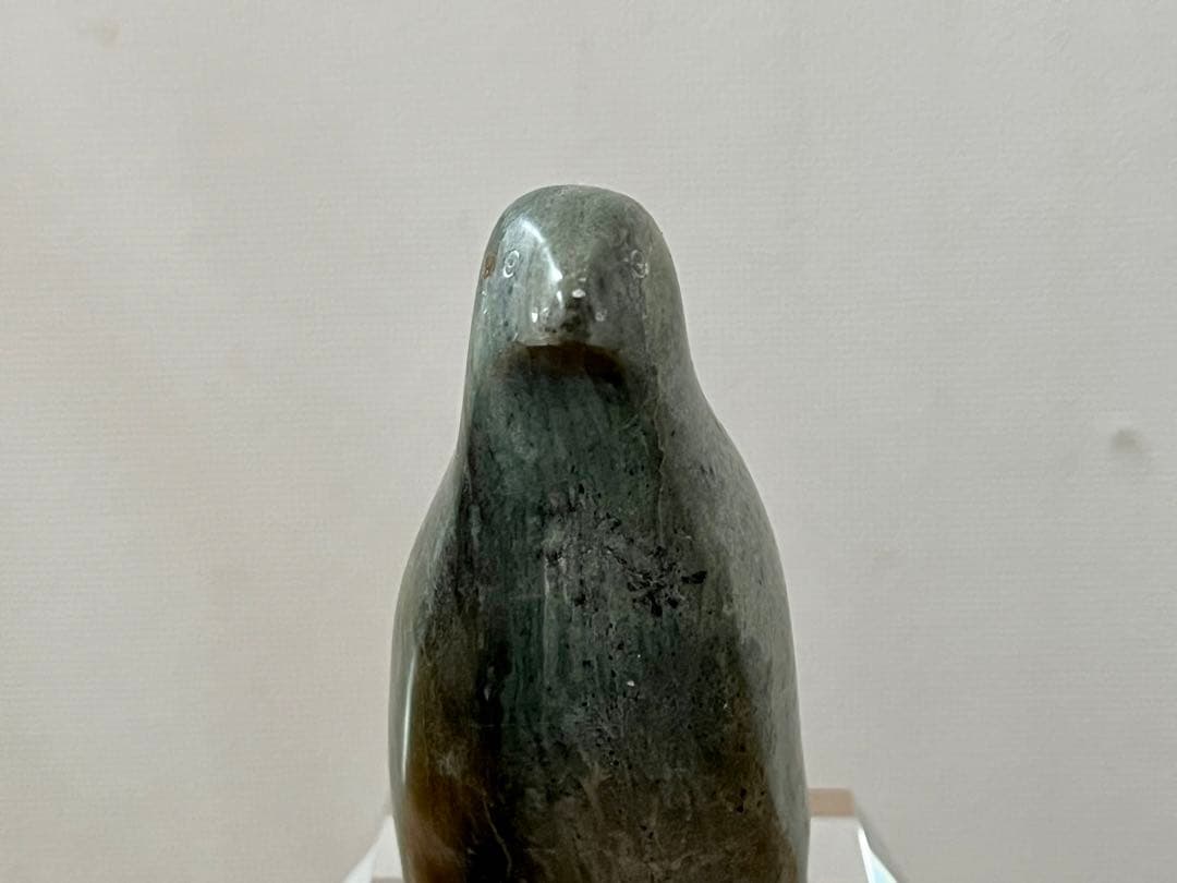 イヌイットアート石像　Mc LEOD YOUNG WEIR TOKYO 1985