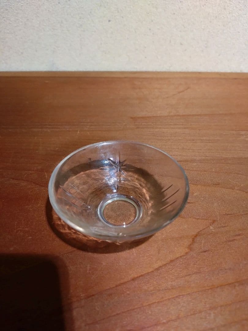 明治大正ガラス 星形菊花紋 盃