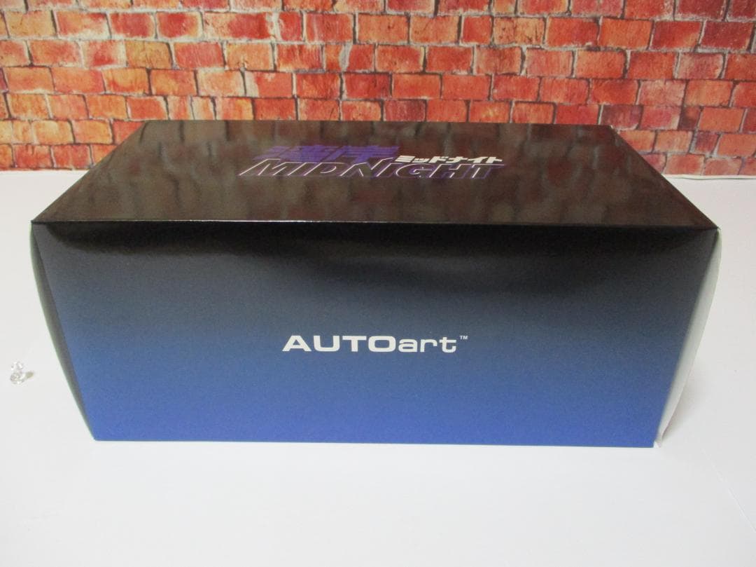 オートアート 日産 スカイライン GT-R 　湾岸ミッドナイト　 零奈