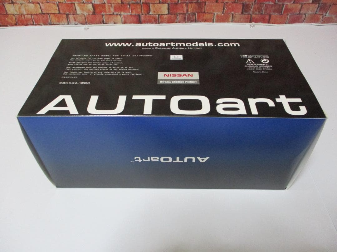 オートアート 日産 スカイライン GT-R 　湾岸ミッドナイト　 零奈