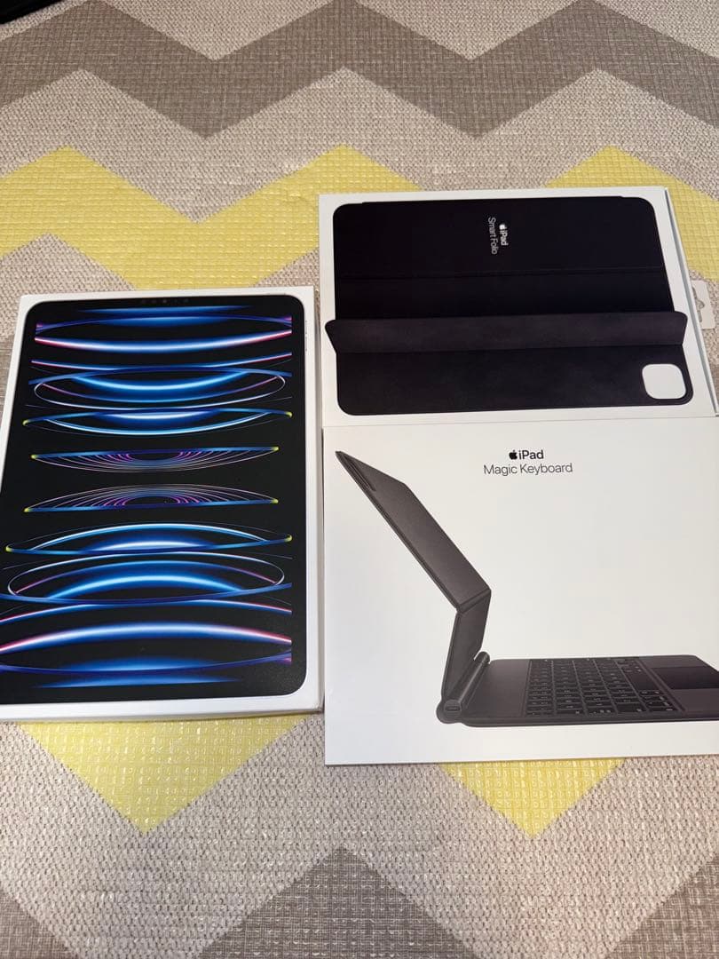 iPad Pro 11インチ第4世代シルバー128GB Wi-Fiモデル