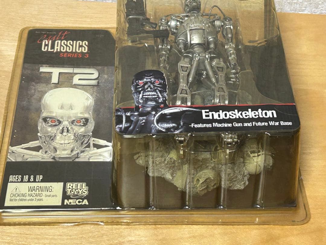 ネカ NECA　ターミネーター　T-800　エンドスケルトン