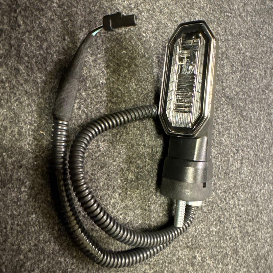 ★新品未使用★SUZUKI スズキ LEDターンシグナル GSX-8S