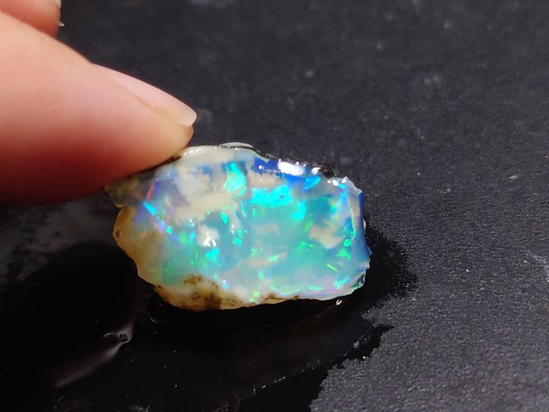 エチオピアウェロ産　チョーク　オパール　原石　鉱物標本