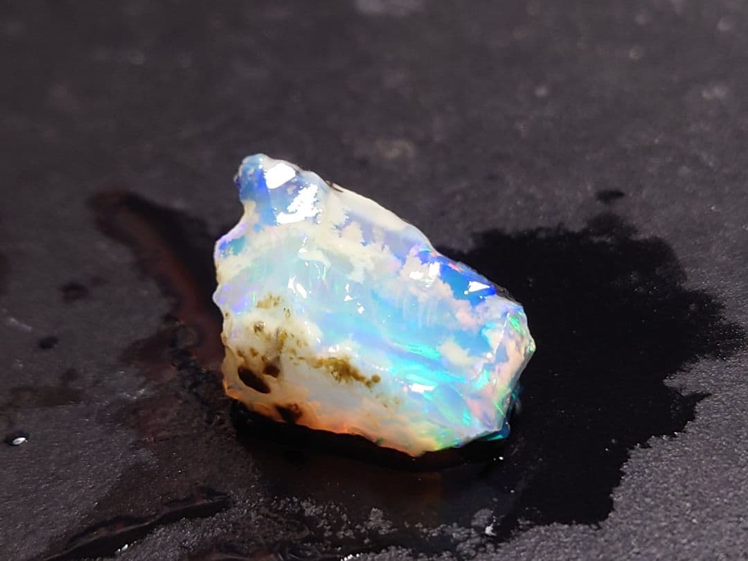 エチオピアウェロ産　チョーク　オパール　原石　鉱物標本