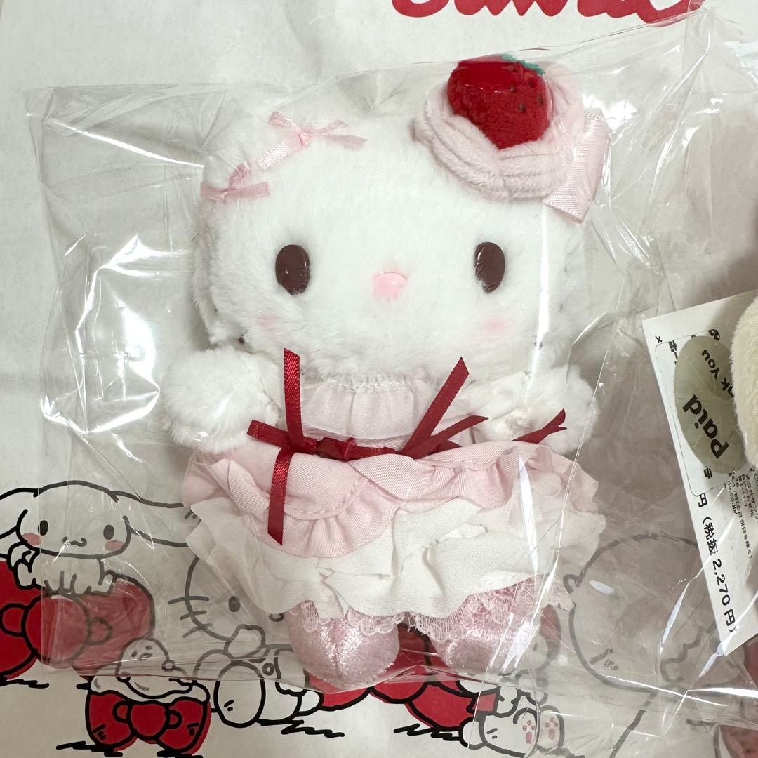 サンリオ　いちごホイップケーキ　ハローキティ　マイメロディ　マスコット
