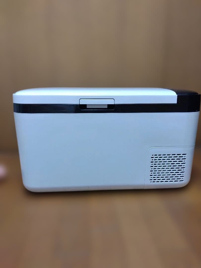 美品　kuraca クラカ　ポータブル冷凍冷蔵庫 20L