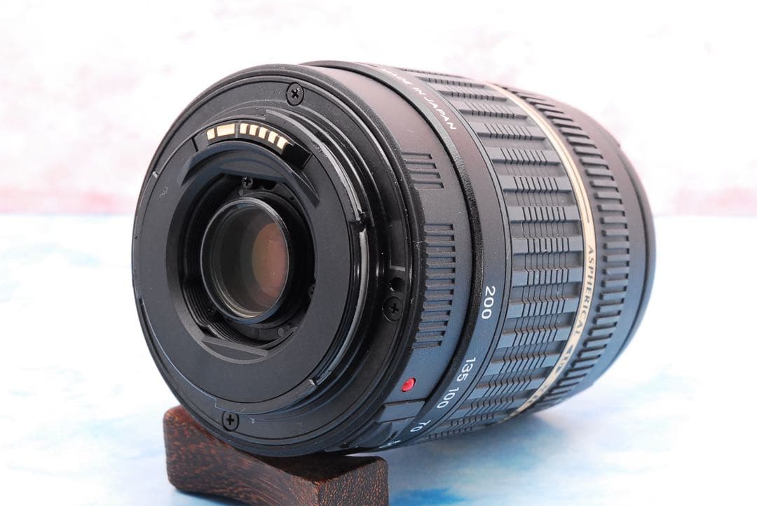 キャノン Kiss X7i☆便利な高倍率レンズ付☆一眼レフカメラ☆バッグ付