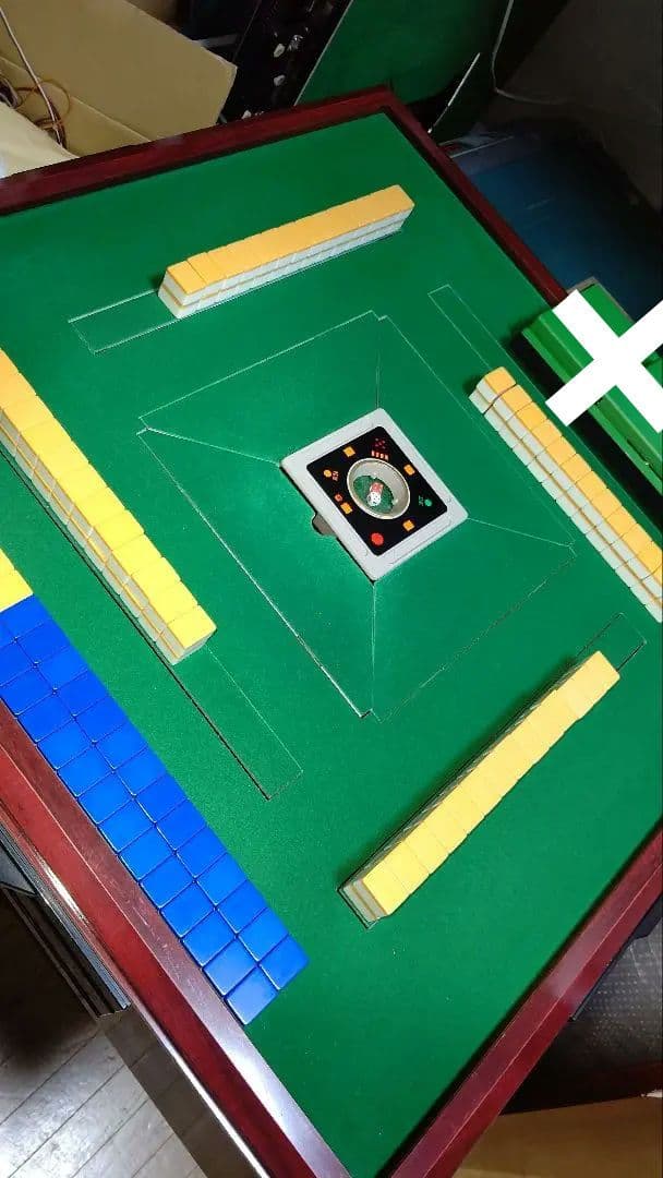 【メルカリ】全自動麻雀卓 アモスGABIN 雀ピォン枠