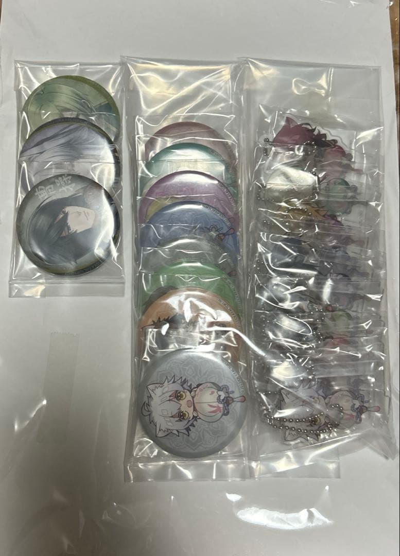 十三支演義　偃月三国伝1・2 アニメイト特典　小冊子　アクスタ　缶バッジ　クロス