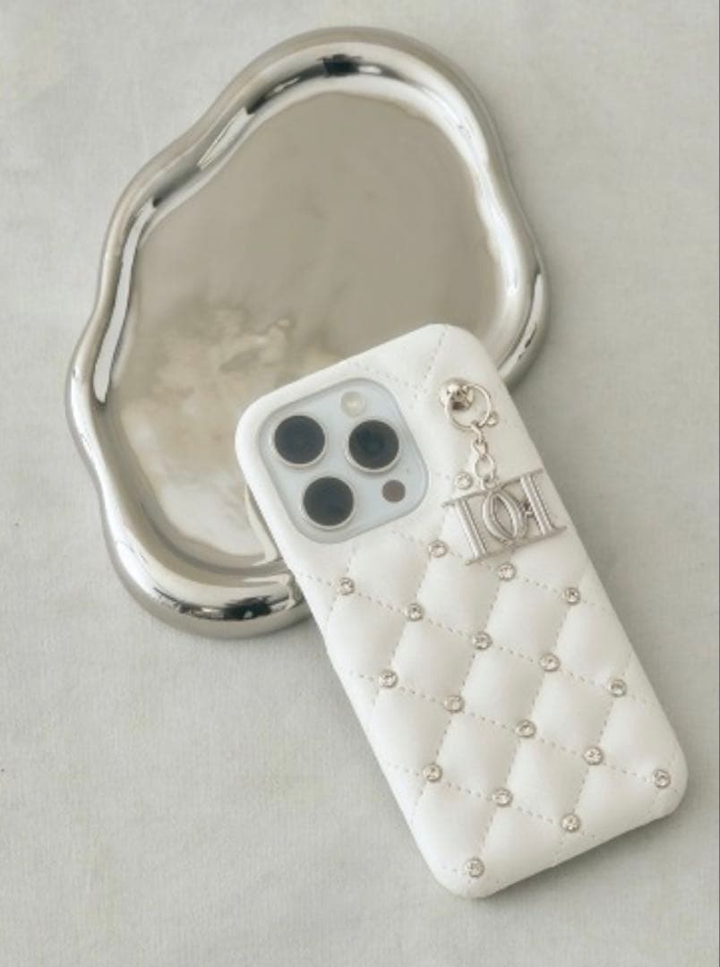 《完売品》darich キルティングビジューDDチャームiPhoneケース 16