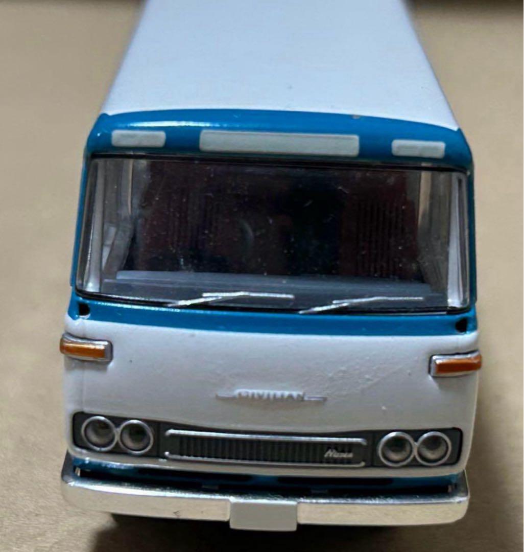 トミカリミテッドヴィンテージネオ ニッサン シビリアン