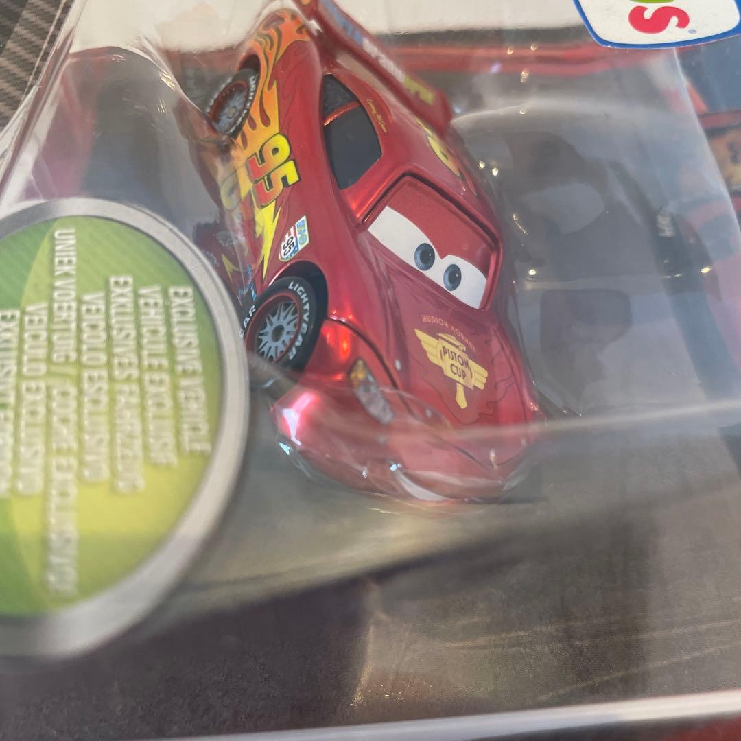 激レア カーズ トイザらス メタリック マックィーン 非売品 未開封 ピクサー