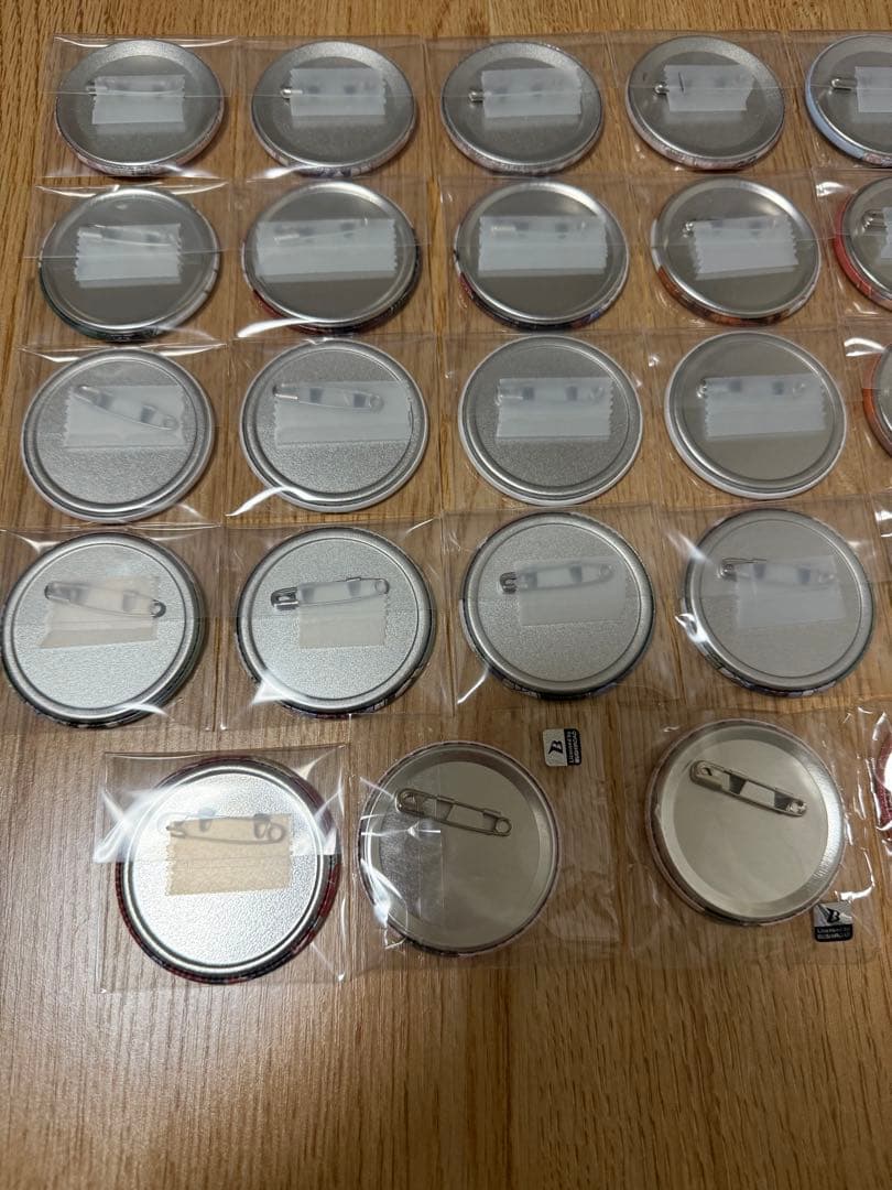 モルフォニカ缶バッジ　　31個セット